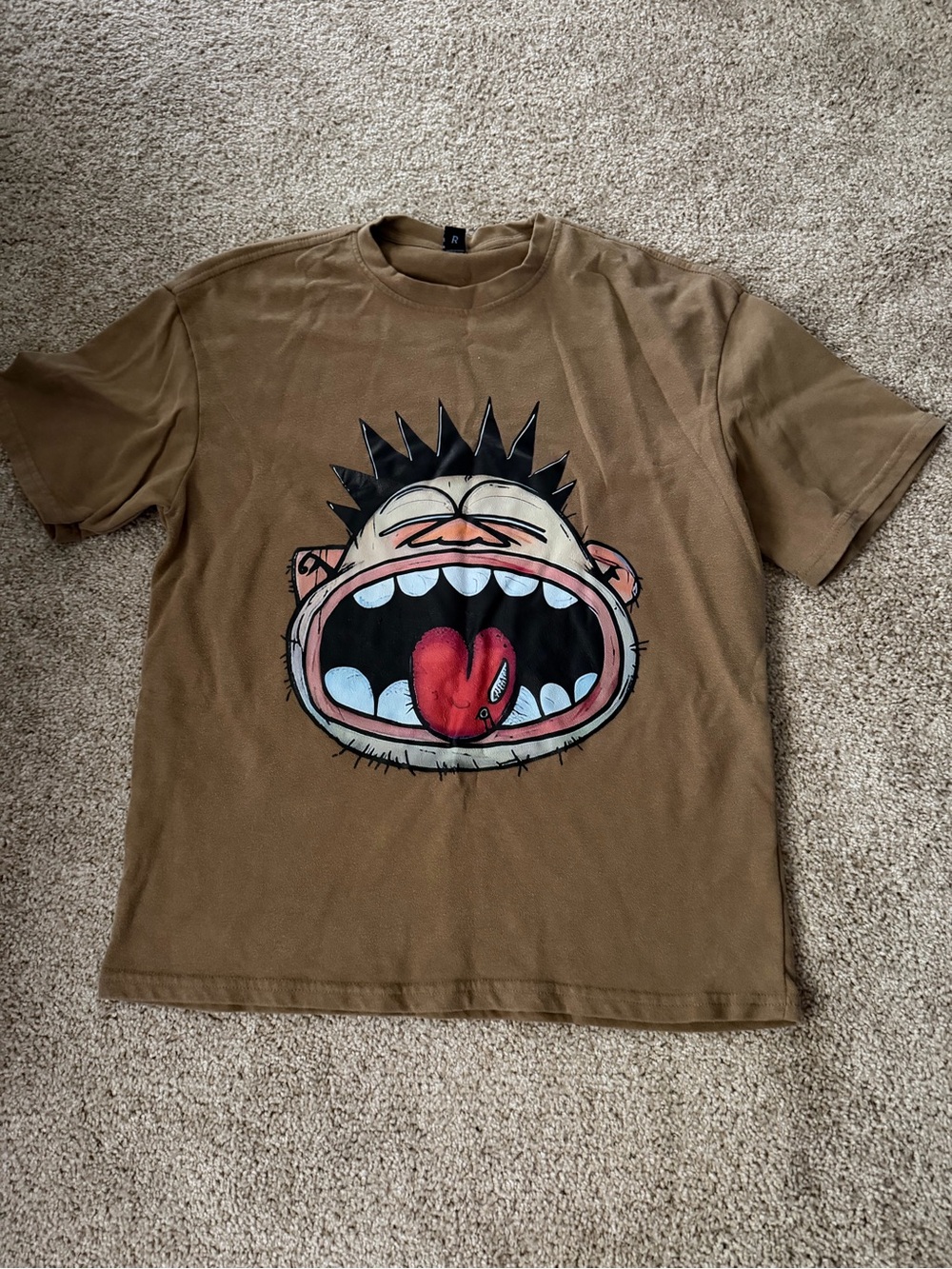 ROMWE Brown Graphic Tee with Open-Mouth Cartoon Face